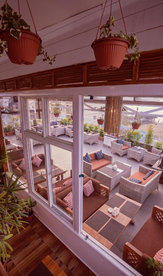 Himalayan Glory Inn Pokhara Exteriör bild