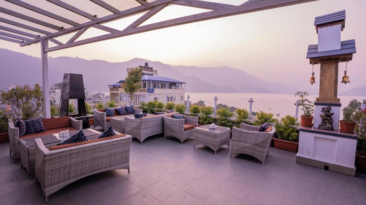 Himalayan Glory Inn Pokhara Exteriör bild