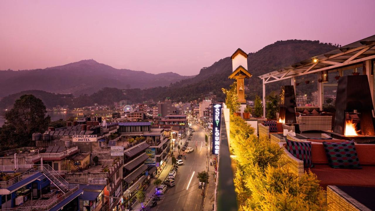 Himalayan Glory Inn Pokhara Exteriör bild