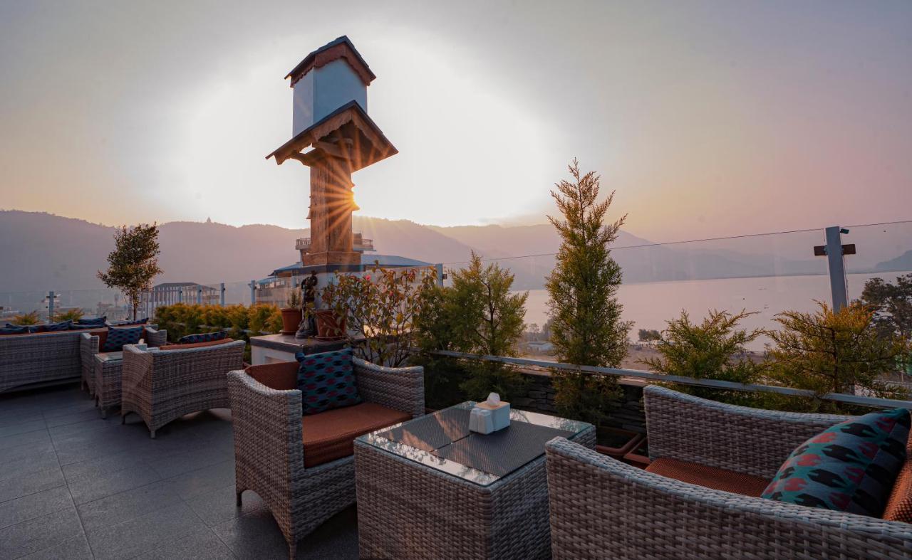 Himalayan Glory Inn Pokhara Exteriör bild