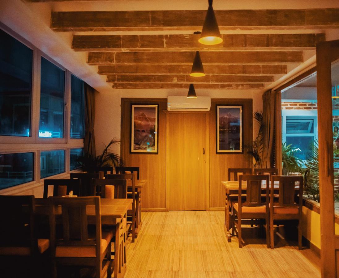 Himalayan Glory Inn Pokhara Exteriör bild