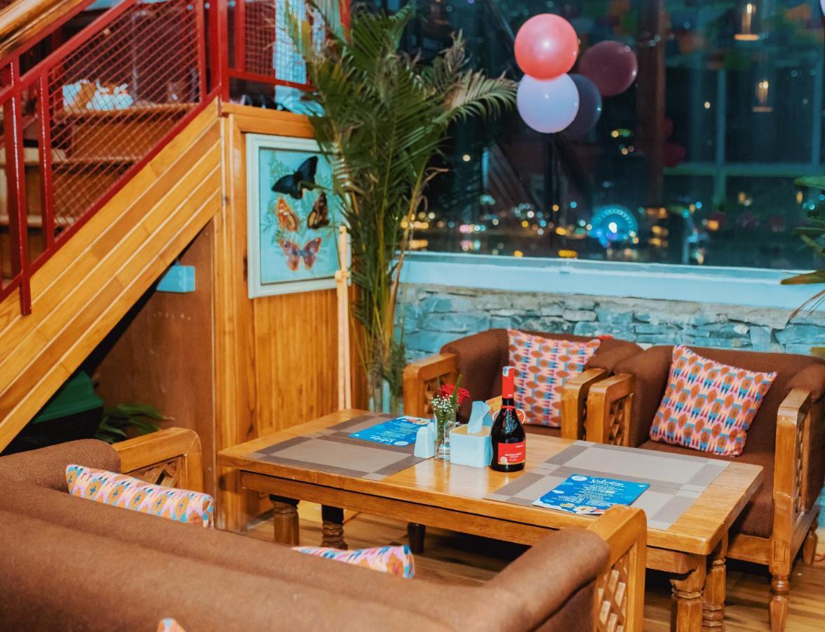 Himalayan Glory Inn Pokhara Exteriör bild
