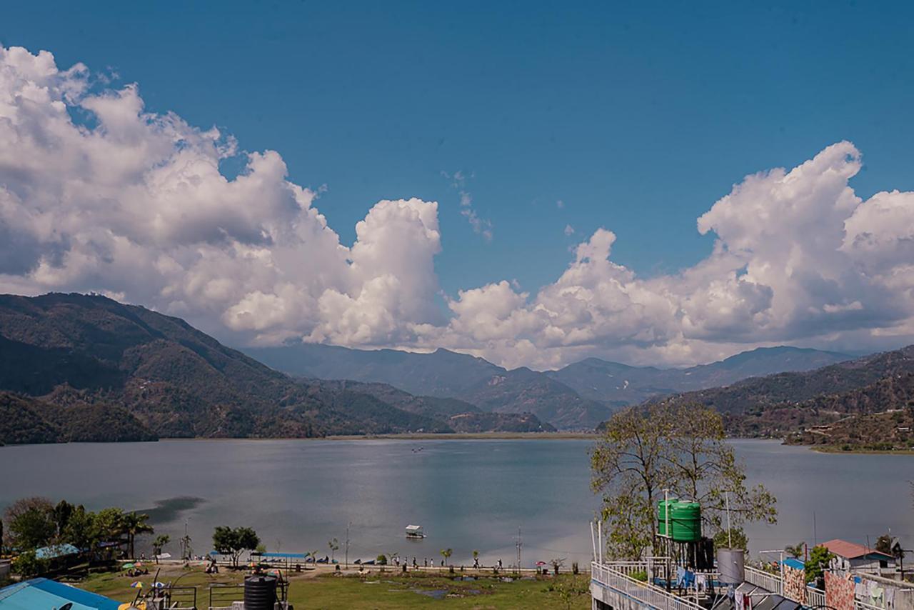 Himalayan Glory Inn Pokhara Exteriör bild