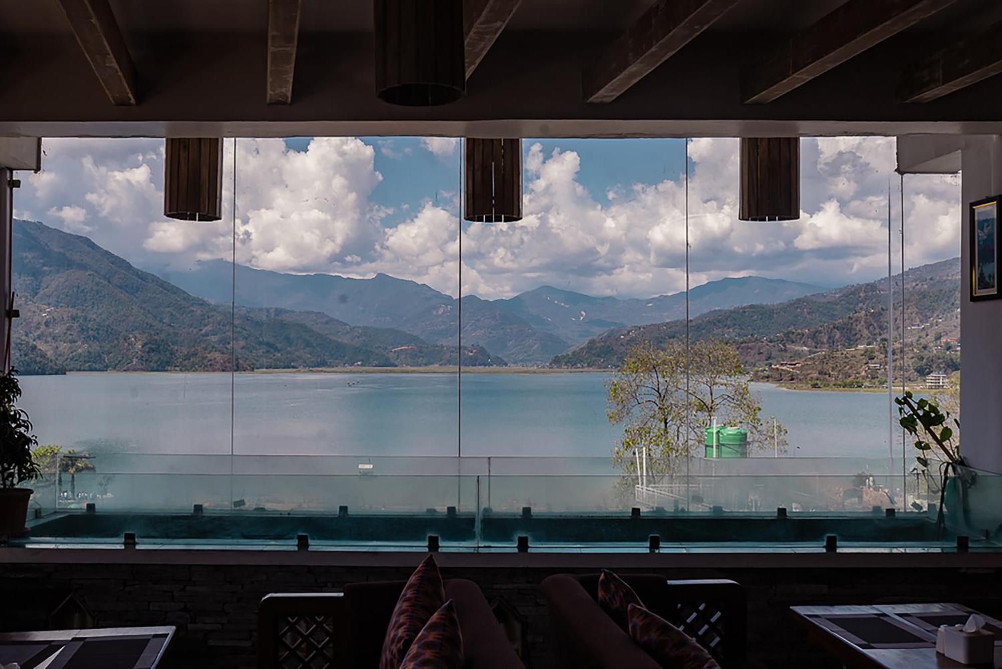Himalayan Glory Inn Pokhara Exteriör bild